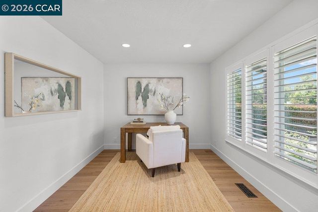 102 Belgian Dr, Danville, CA 94526