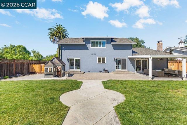 102 Belgian Dr, Danville, CA 94526