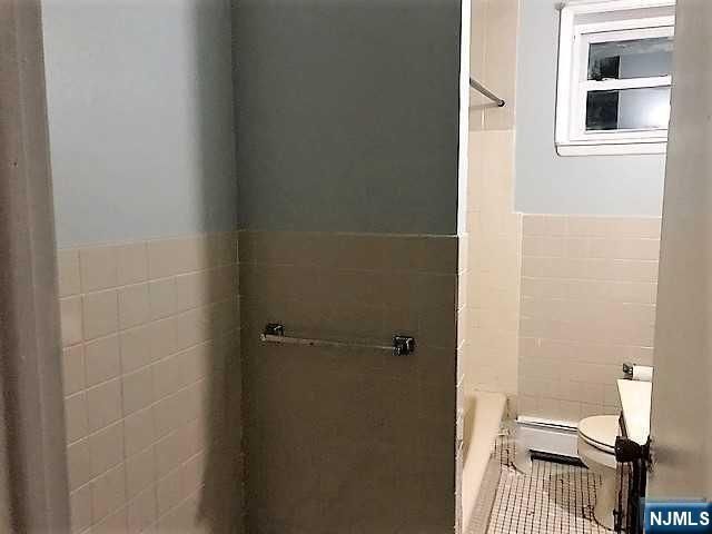 424 N 3rd Street 1R, East Newark, NJ 07029