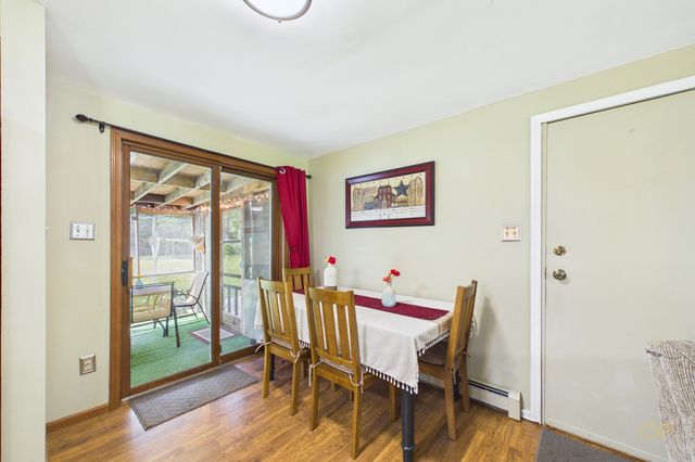 247 Perry Hill Rd, Acushnet, MA 02743