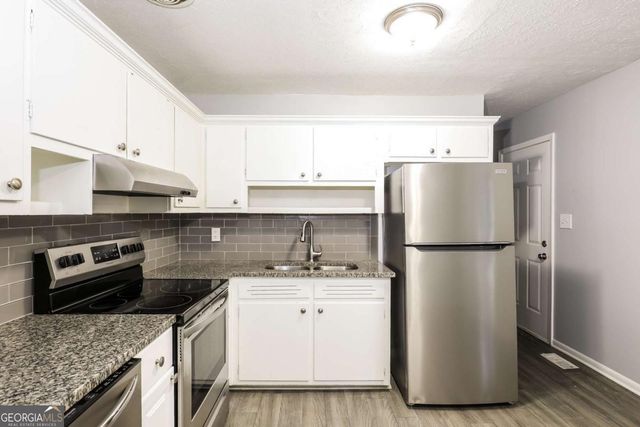 776 Jeb Stuart Drive, Jonesboro, GA 30238