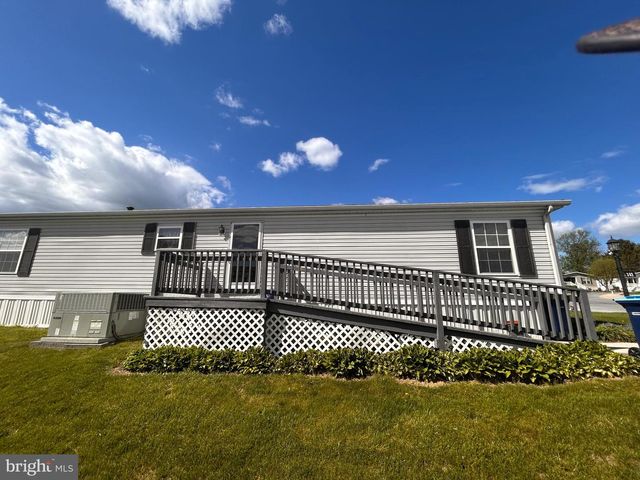 362 W CEDAR ST, Palmyra, PA 17078