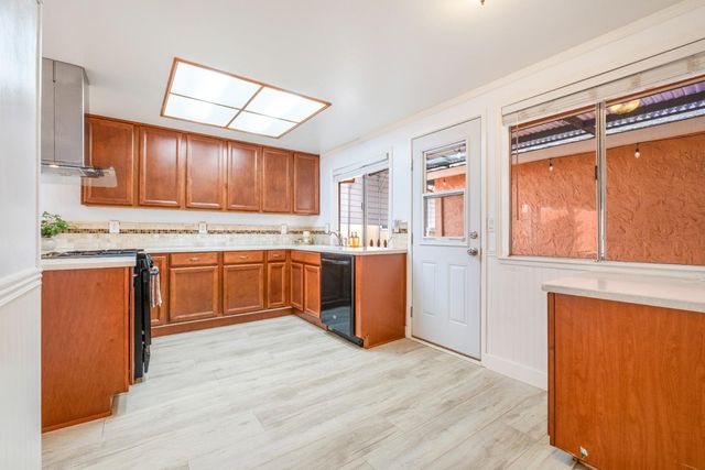 6939 Escallonia Dr, Orangevale, CA 95662