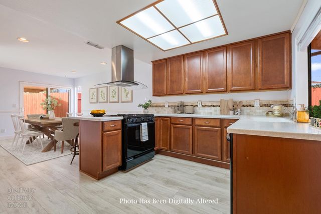 6939 Escallonia Dr, Orangevale, CA 95662