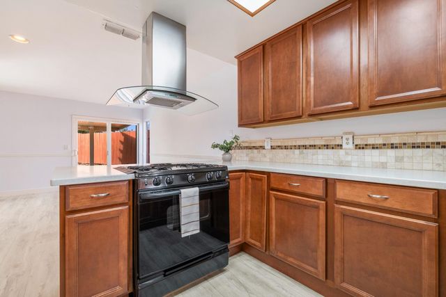 6939 Escallonia Dr, Orangevale, CA 95662