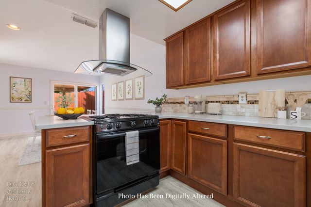 6939 Escallonia Dr, Orangevale, CA 95662