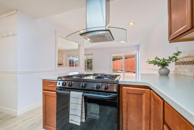 6939 Escallonia Dr, Orangevale, CA 95662