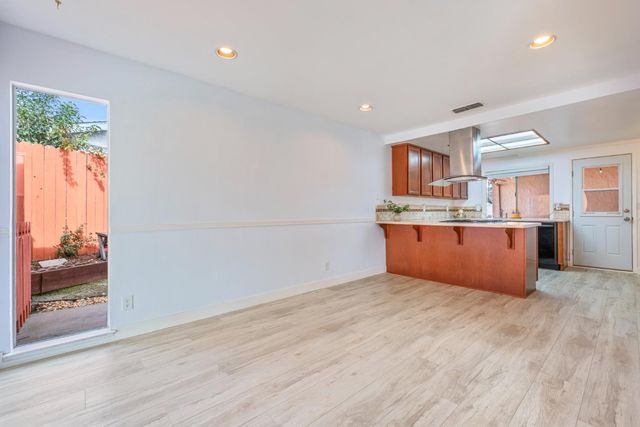 6939 Escallonia Dr, Orangevale, CA 95662