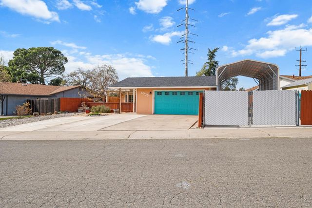 6939 Escallonia Dr, Orangevale, CA 95662