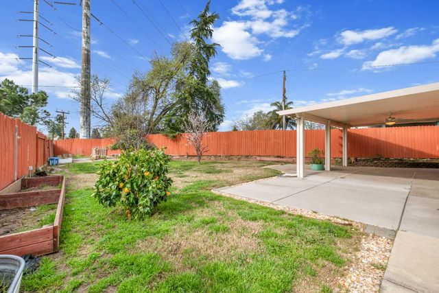 6939 Escallonia Dr, Orangevale, CA 95662