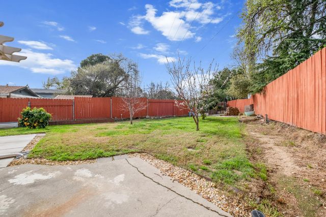 6939 Escallonia Dr, Orangevale, CA 95662