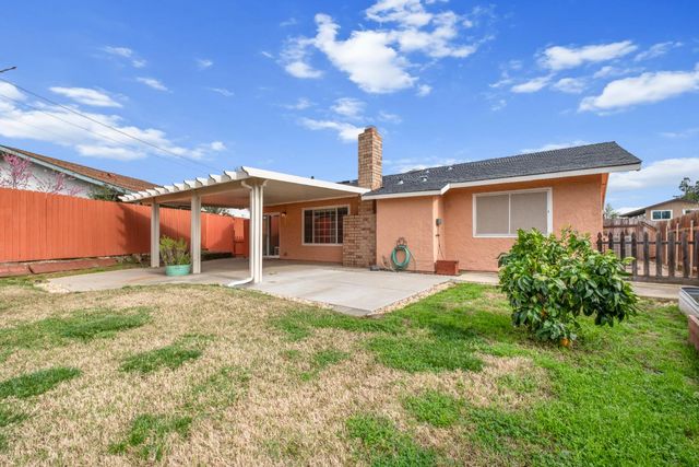 6939 Escallonia Dr, Orangevale, CA 95662