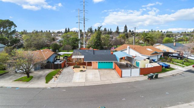 6939 Escallonia Dr, Orangevale, CA 95662