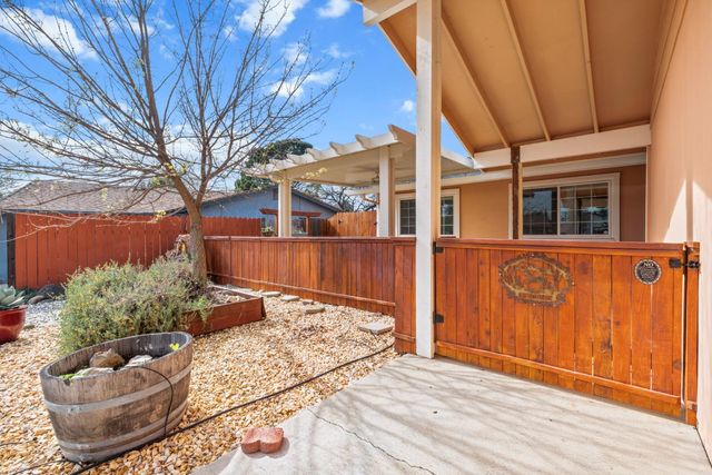 6939 Escallonia Dr, Orangevale, CA 95662