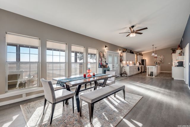 1725 Fm 2504, Poteet, TX 78065