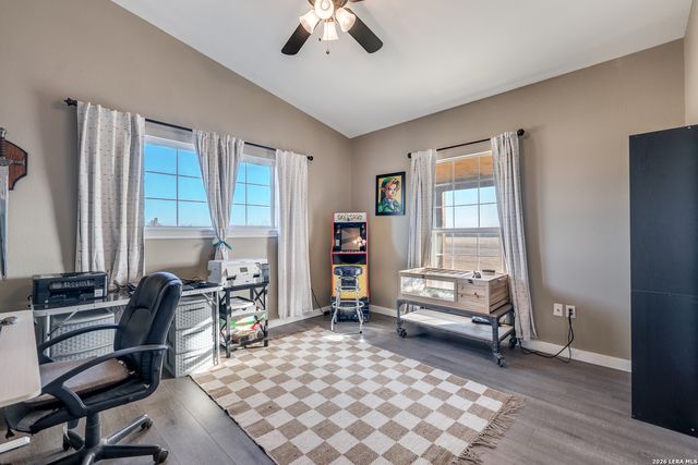 1725 Fm 2504, Poteet, TX 78065