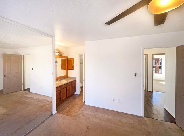 6305 Magpie Way NE, Rio Rancho, NM 87144