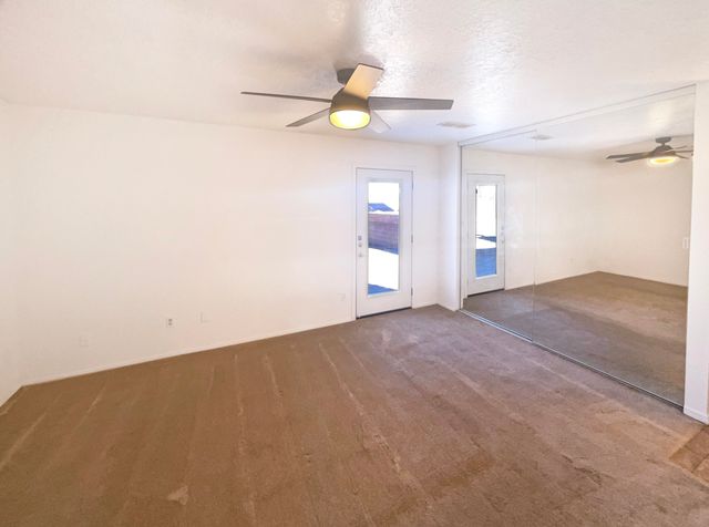 6305 Magpie Way NE, Rio Rancho, NM 87144