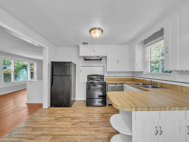 147 Keith Dr, Clarksville, TN 37043