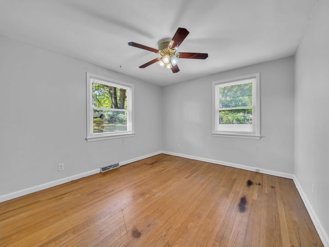 147 Keith Dr, Clarksville, TN 37043