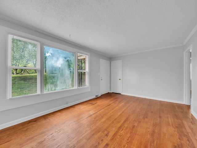 147 Keith Dr, Clarksville, TN 37043