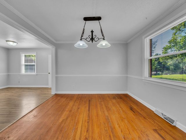 147 Keith Dr, Clarksville, TN 37043