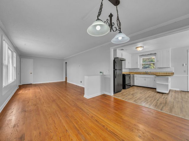 147 Keith Dr, Clarksville, TN 37043