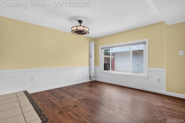 18786 Hinton Street, Riverview, MI 48193