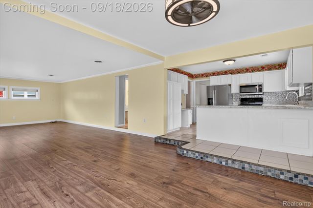 18786 Hinton Street, Riverview, MI 48193