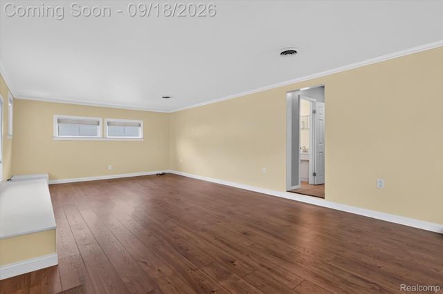 18786 Hinton Street, Riverview, MI 48193