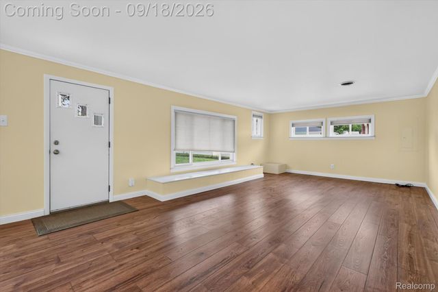 18786 Hinton Street, Riverview, MI 48193