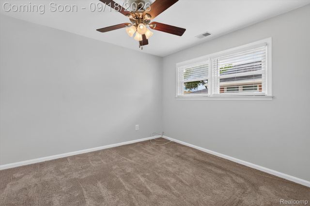 18786 Hinton Street, Riverview, MI 48193