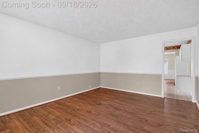 18786 Hinton Street, Riverview, MI 48193