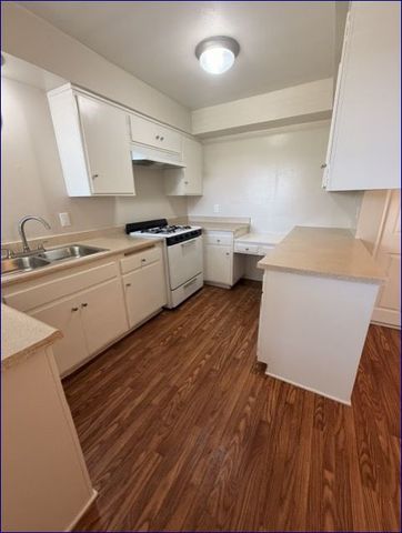 171 S Valencia 3, La Habra, CA 90631