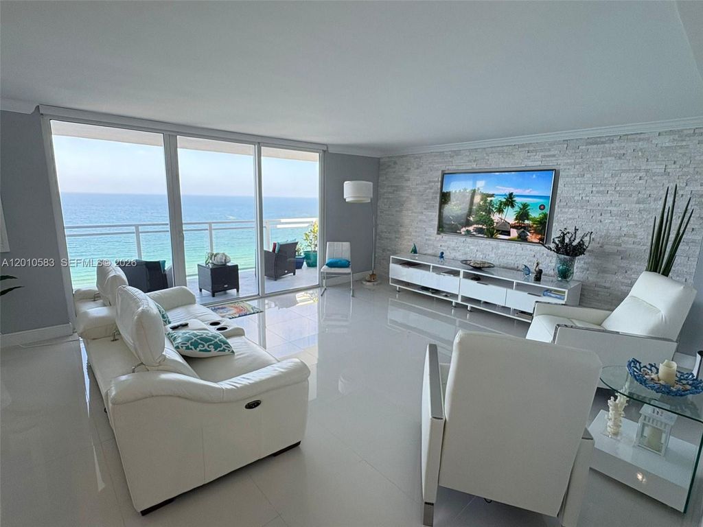 2030 S Ocean Dr 1812, Hallandale Beach, FL 33009