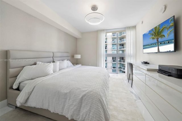 300 Sunny Isles Blvd 4-902, Sunny Isles Beach, FL 33160