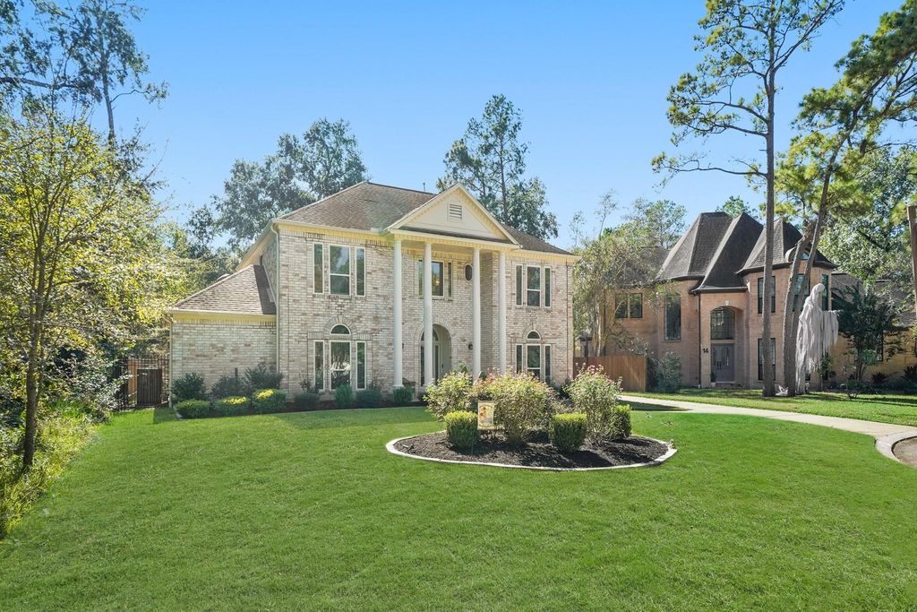 20 Hidden Pond Place, The Woodlands, TX 77381