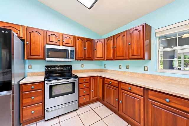 15771 SE 170TH AVENUE, Weirsdale, FL 32195
