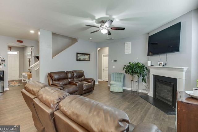 410 Maple Brook Drive, Dawsonville, GA 30534