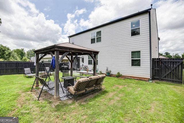 410 Maple Brook Drive, Dawsonville, GA 30534