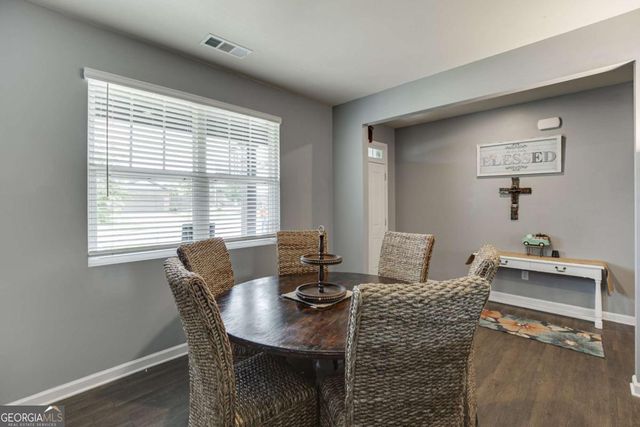 410 Maple Brook Drive, Dawsonville, GA 30534