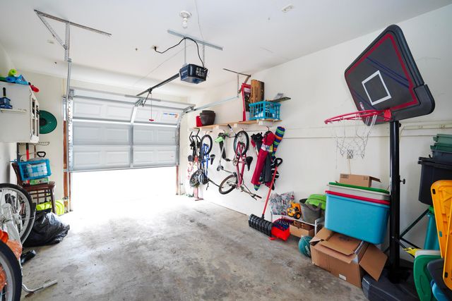 876 Annagladys Drive, E3, Worthington, OH 43085
