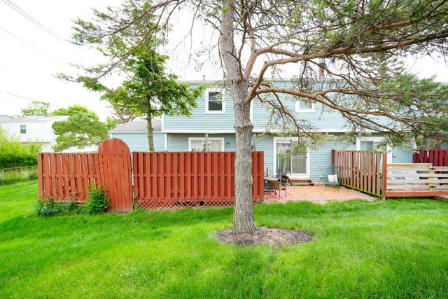 876 Annagladys Drive, E3, Worthington, OH 43085