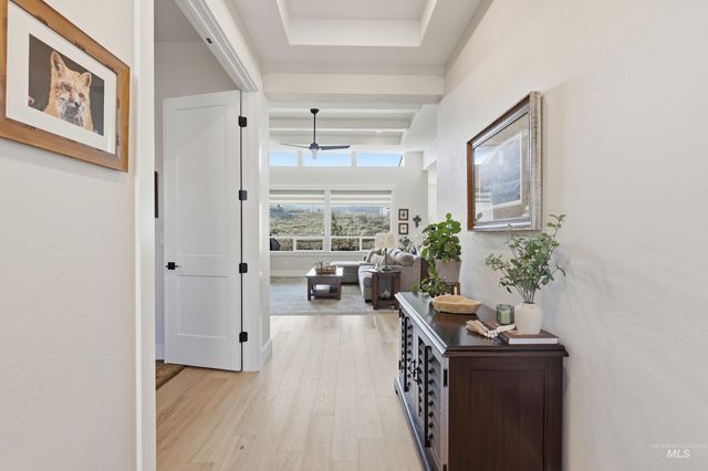 18051 N Burnt Car Pl, Boise, ID 83714