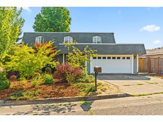 3837 KEVINGTON Ave, Eugene, OR 97405