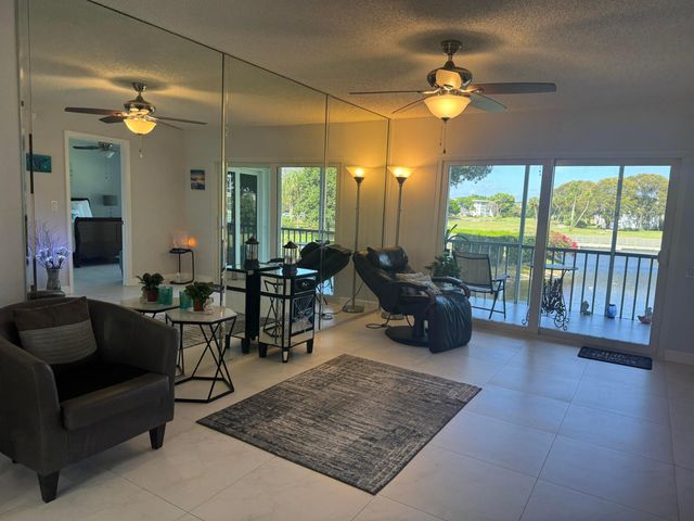 4801 Martinique Place B2, Coconut Creek, FL 33066