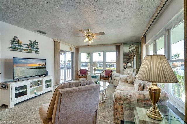 4104 SE 18th AVE # 2D, Cape Coral, FL 33904