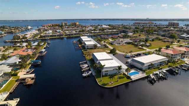 4104 SE 18th AVE # 2D, Cape Coral, FL 33904