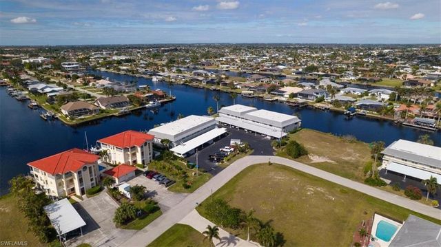 4104 SE 18th AVE # 2D, Cape Coral, FL 33904