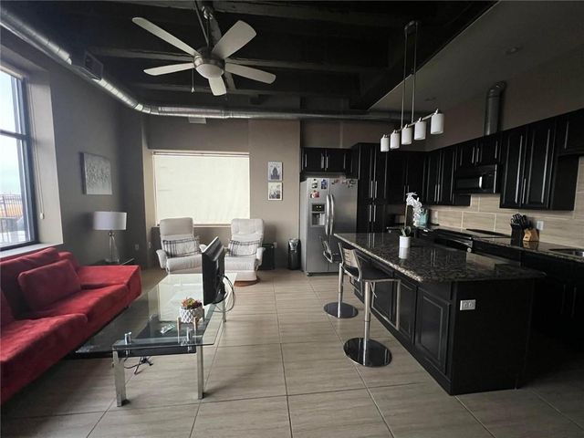 2940 Baltimore Avenue 1101, Kansas City, MO 64108